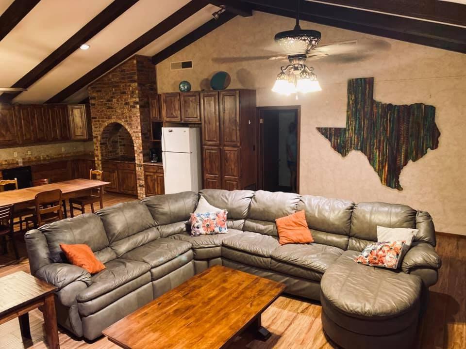 Riverstone Cabins Hotel Leakey Luaran gambar